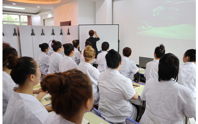 美容全科学历班